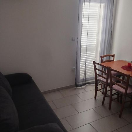 Apartmani Petra Primošten Екстериор снимка