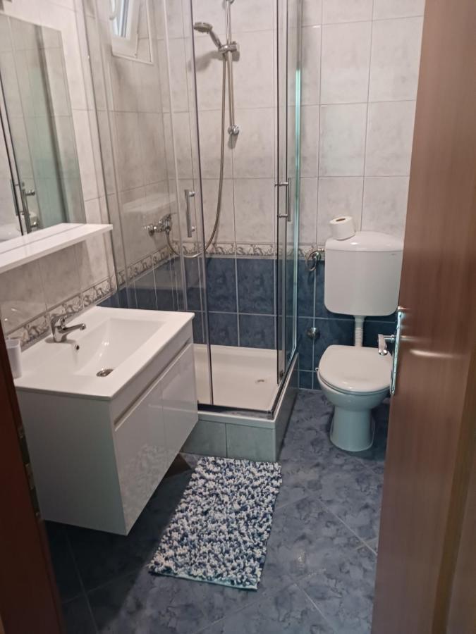 Apartmani Petra Primošten Екстериор снимка